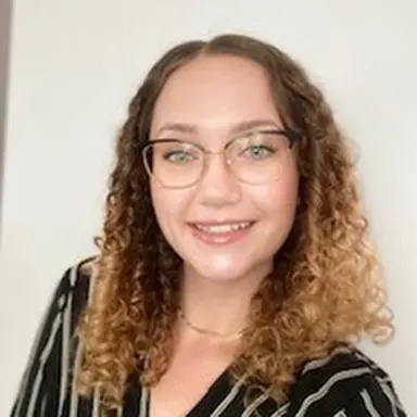 Lisa Cross